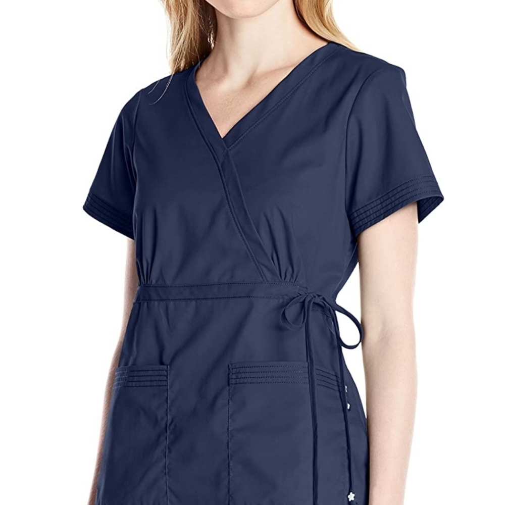 Koi scrub top - Picture 6 of 6